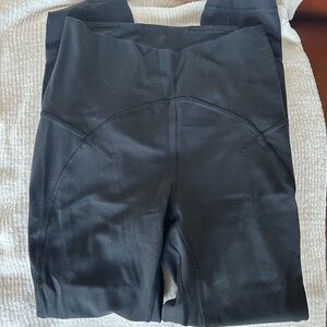 Lululemon Athletica Black Unlimit Nulu Leggings size 4